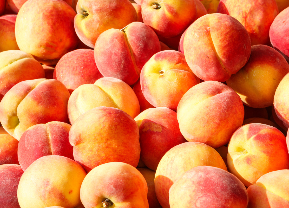 Fresh ripe peaches — are peaches good for you and their health benefits